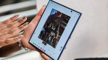 هاتف سامسونغ ثلاثي الطي يفتح آفاقًا جديدة في تصميم الهواتف الذكية خلال قمة “أبيك”